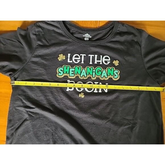 Way To Celebrate! St. Patrick's Day "Let The Shenanigans Begin" SIZE (12/14) - Picture 5 of 10